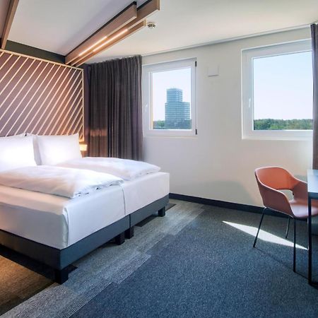 B&B Hotel Frankfurt-Airport Франкфурт-на-Майні Екстер'єр фото