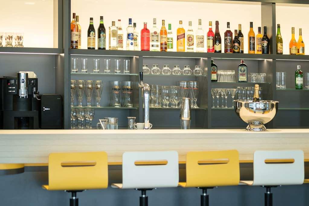 B&B Hotel Frankfurt-Airport Франкфурт-на-Майні Ресторан фото