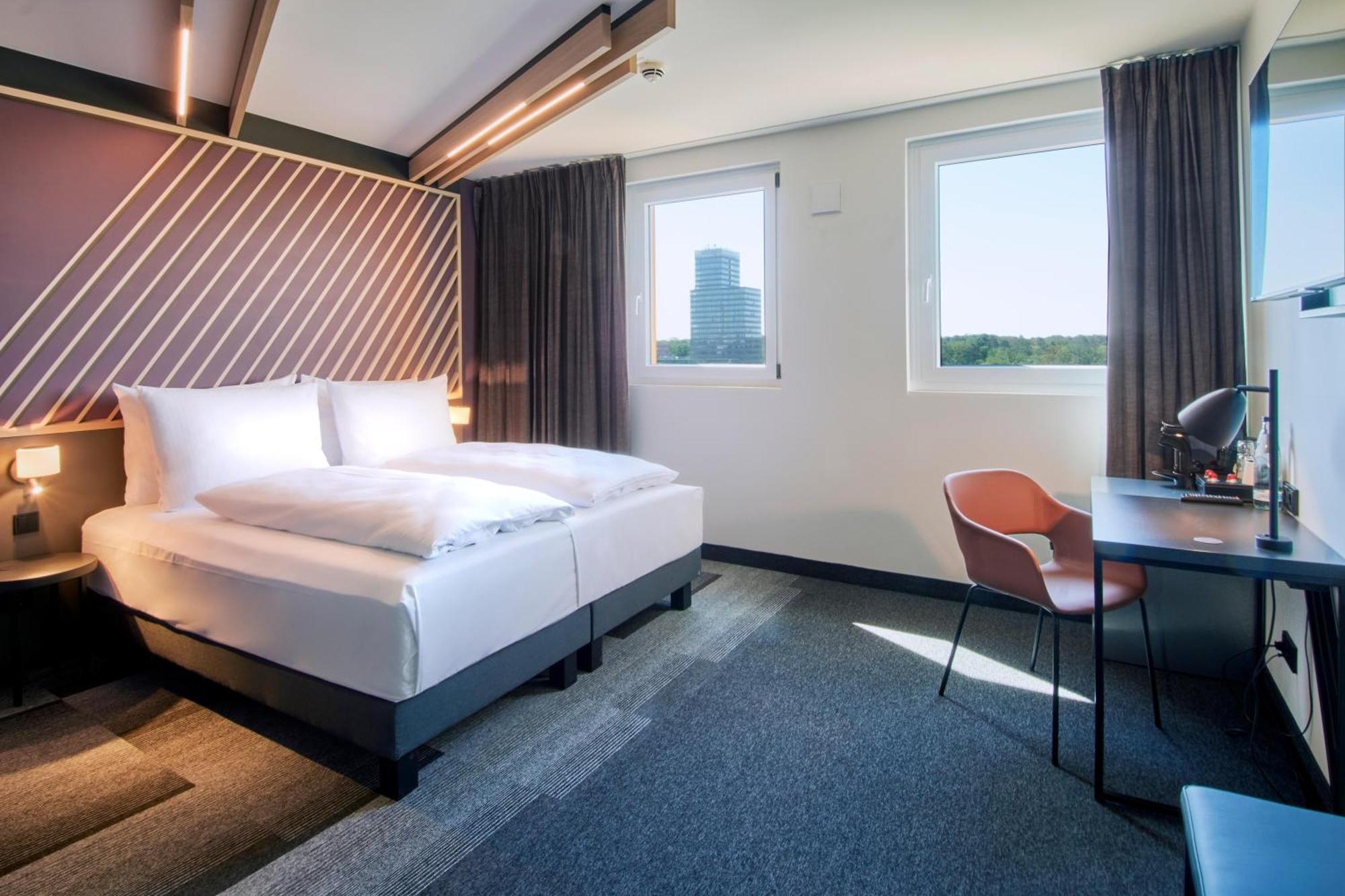 B&B Hotel Frankfurt-Airport Франкфурт-на-Майні Екстер'єр фото